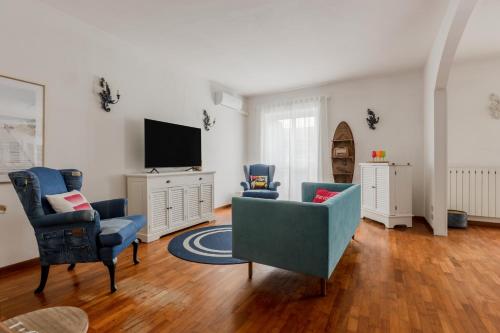 GuestHost - Elegant Three-Level Apartment, Viareggio (photo 8)