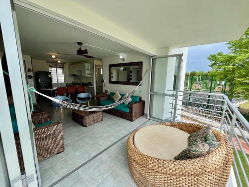 Comodo Apartamento en Zona Unica - Aire Acondicionado in Girardot