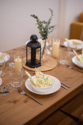 Moondance House: Historic Chinatown Local Food 3BR