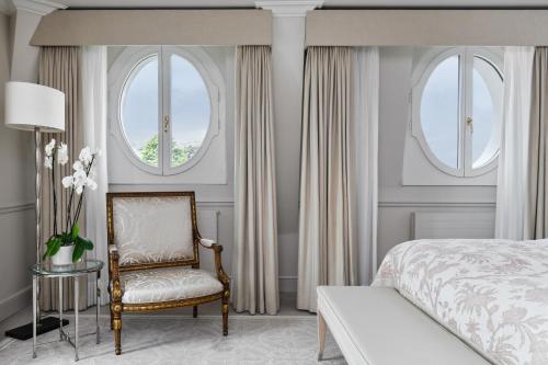 2 king beds