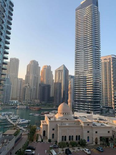Dubai Marina-2Bedroom-3 balcony -holiday home-direct acces to Marina Promenade, Dubaj (zdjęcie 6)