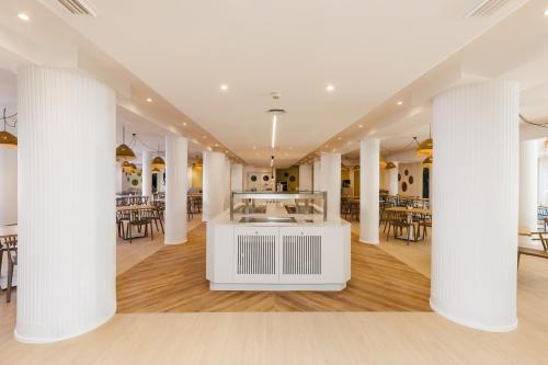 Hotel O7 ALONDRA - 레스토랑