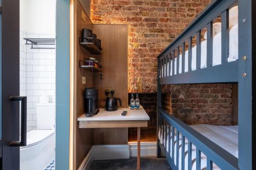 The Crown Pub & Guesthouse in Shoreditch