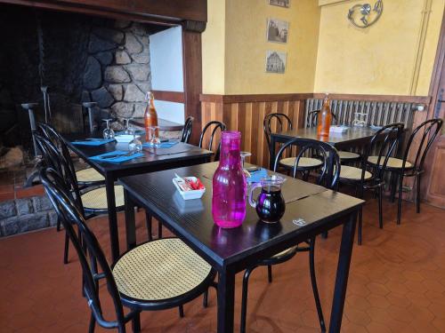 Logis Hotel Restaurant L'Oustal in ตูล