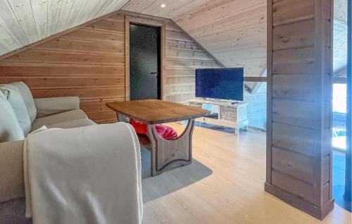 Viesnīcas āriene, 4 Bedroom Lovely Home In Rysstad in Brokke