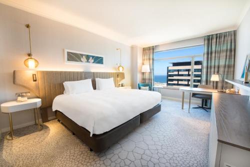 room detail thumbnail 1