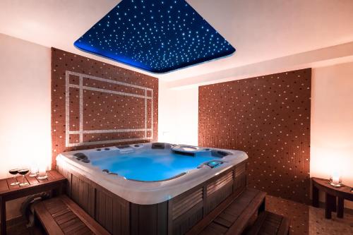 Hotel Konradówka Wellness & SPA - 300 metrów do centrum – Karpacz, WI