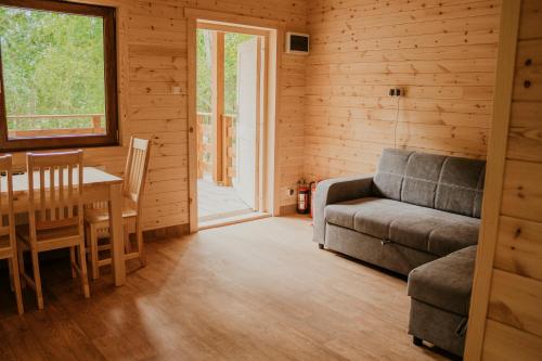 Domki w lesie nad Drawskim in Nowe Worowo