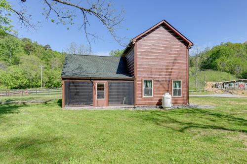 On-Site Creek Access: Pet-Friendly Cosby Cabin! in Cosby (TN)
