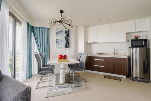 Cozy & Modern 2 BR in Tambuli Seaside Resort & SPA, Sampong (фото 2)