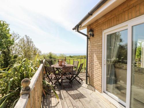 Exterior view, Swallows in Ventnor West