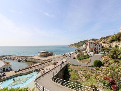 Exterior view, Swallows in Ventnor West