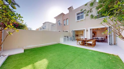 Ranches 1 Upgraded Three Bedroom Villa, Dubai (foto 2)