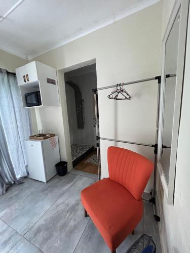 Decent Stay Room Type - Budget Double Room