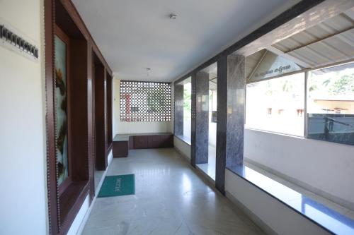 Happyhomes Porur -Near RMZ Software Park-Commerzone-DLF IT SEZ Park -L&T – Chennai, IL