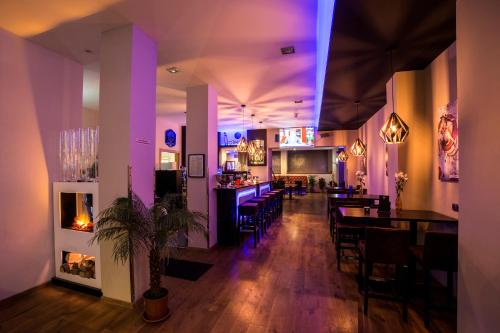 LivInn Hotel - main image