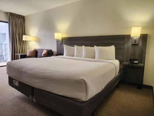 Las palmas Hotel Tucson near Pima Űrmúzeum