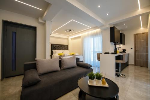 Nikki's Skylight Suite with private swimming pool, Athen (Foto 8)