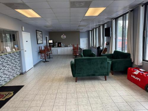 ซูเปอร์ 8 บาย วินด์แฮม มานาสซาส (Super 8 By Wyndham Manassas) in มานาสซาส (VA)