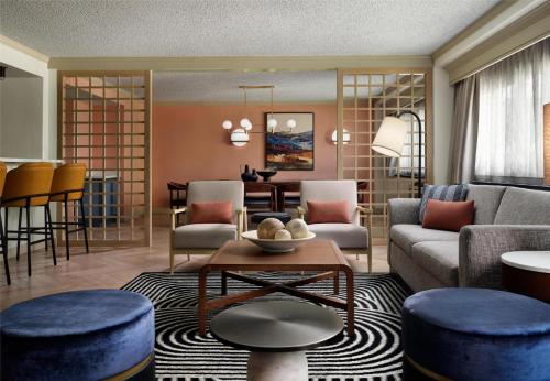 Guestroom, Sonesta Los Angeles Airport LAX in Los Angeles (CA)