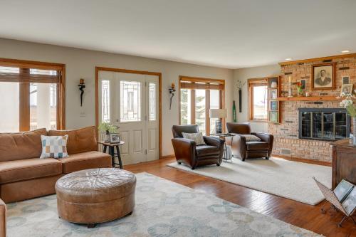 Tennis Court and Deck Pet-Friendly Charles City Gem in Charles City (IA)