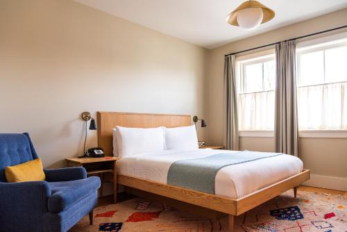 1 king bed