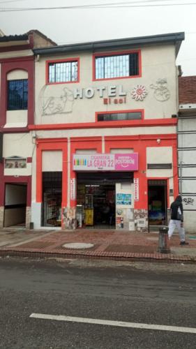 HOTEL EL SOL near Nemzeti Múzeum