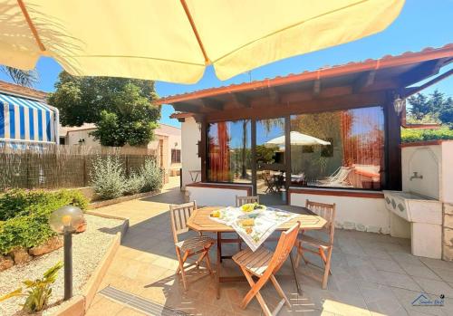 Villa Andrea "Vivi l'Oasi di Tranquillità" (Villa Andrea "Vivi l'Oasi di Tranquillita") in ซาลีนากรันเด