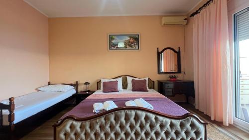 Room with balcony and Seaview, Ulcinj (foto 8)