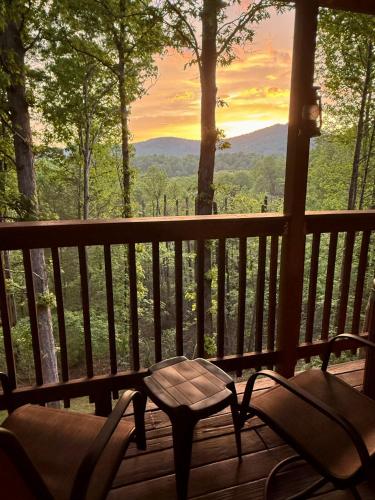 Heavenly Daze and Nights in Sevierville, USA