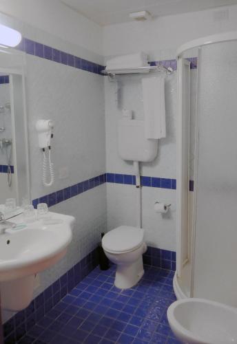 Hotel Ferrari - image 7
