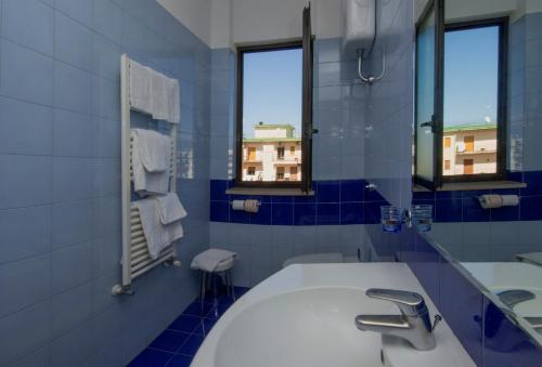 Hotel Leone - main image