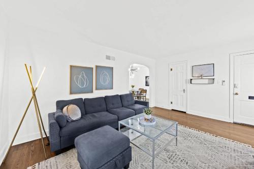 Stylish Louisville Apt Near Downtown & Parking thumb 2