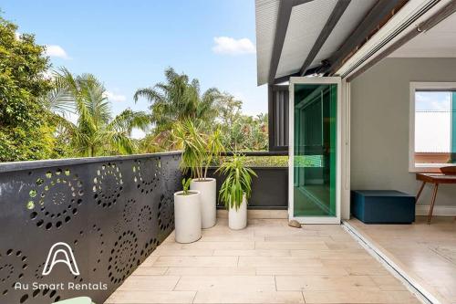 2 bedroom tropical beach escape - main image