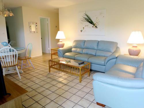 Sand Dollar Beach Side Villa thumb 3