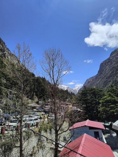 Hotel Chandra Lok Cottage Kabra Niketan in Gangotri