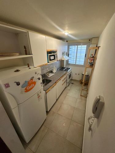 One-Bedroom Apartment image 9