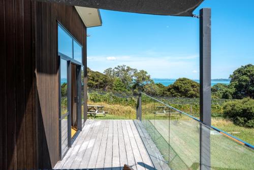 Te Whau Retreat - The Cottage - Be My Guest Waiheke in Omiha
