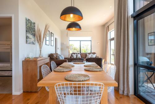 Te Whau Retreat - The Cottage - Be My Guest Waiheke in Omiha