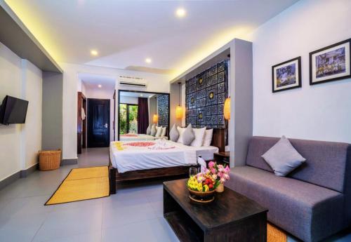 Double Room image 8