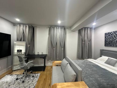 Zona de TV/saló-bar comuns, The Gray Loft Escape NYC Edition. in Nova York (NY)