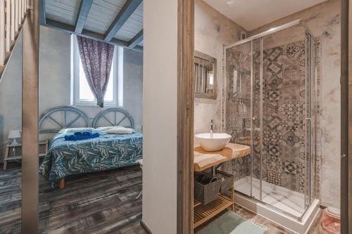 Trieste Art Loft Room Type - Comfort Triple Room with Shower