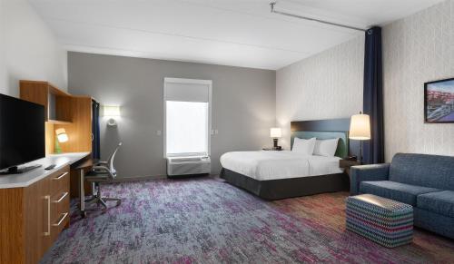 King Studio Suite - Mobility Access/Non-Smoking