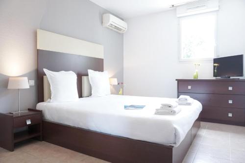 Comfort Aparthotel Six-Fours - Hôtel - Six-Fours-les-Plages