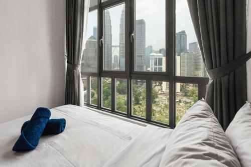 Legasi 3 Premium Bedroom With KLCC View 10min Walk to KLCC Comes With Board Games and PS4 Fit Up To 10PAX, Kuala Lumpur (Foto 3)