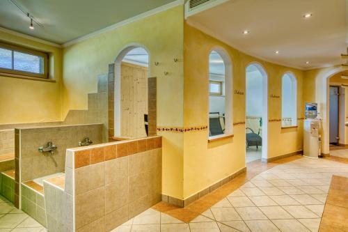 Hotel Jägerhof - image 12