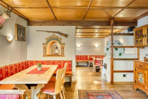 Hotel Jägerhof - image 11