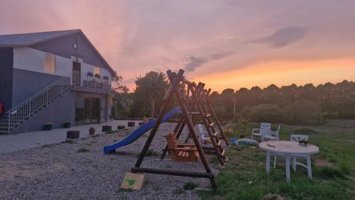 Agroturystyka "Biały Bocian" (Agroturystyka "Bialy Bocian") in Wierzchowo