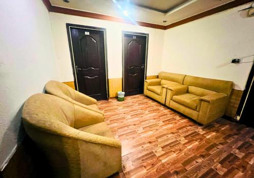 Lobby, New Islamabad Hotel in Islamabad