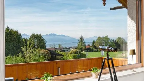 CHALET AM SEE - Seeblick Bergblick modern charmant NEU in Seeon-Seebruck, Deutschland